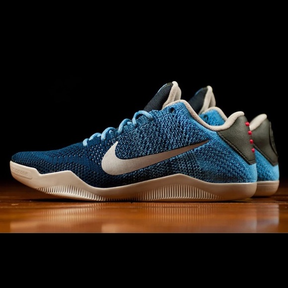 kobe 11 brave blue